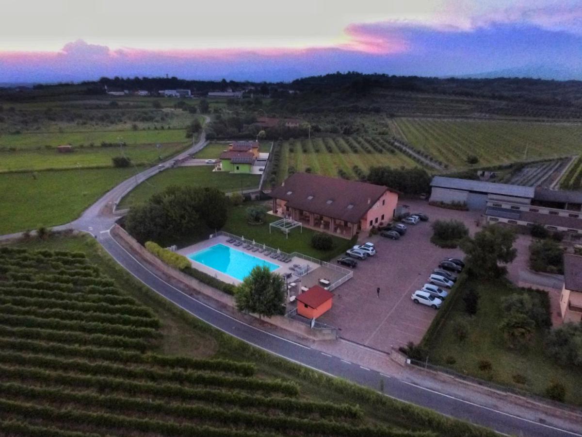 Agriturismo Ca' Del Gal Valeggio sul Mincio Luaran gambar