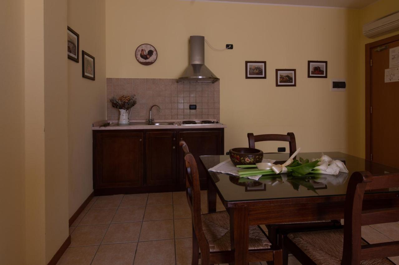 Agriturismo Ca' Del Gal Valeggio sul Mincio Luaran gambar